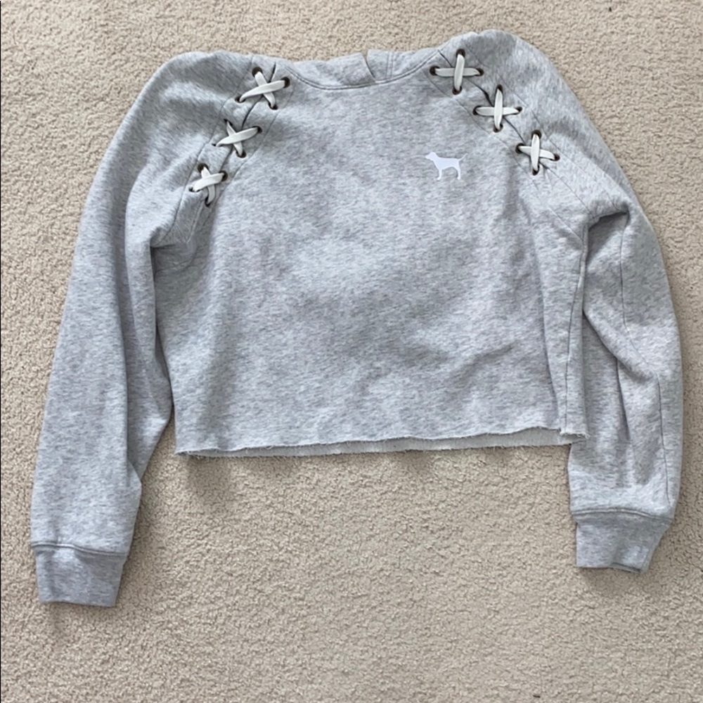 Cropped pink hoodie